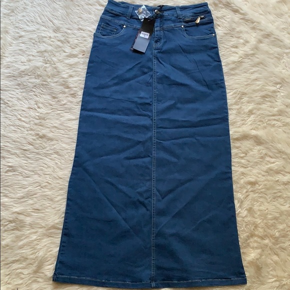 Long jean skirt! - Picture 1 of 3